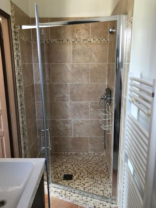 Appartement Dans Bastide A Saint Remy De Provence Exterior foto