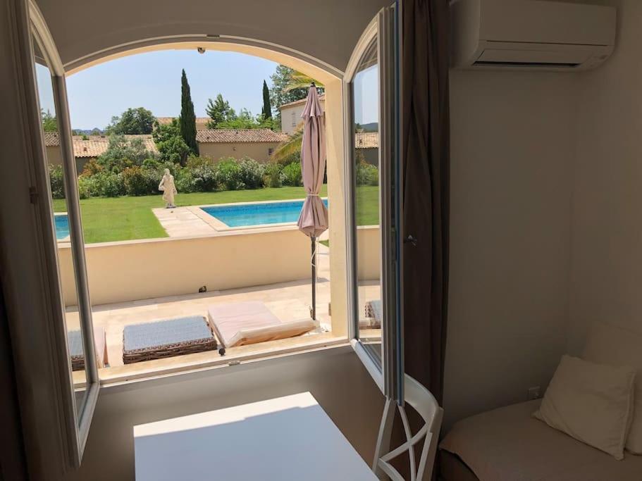 Appartement Dans Bastide A Saint Remy De Provence Exterior foto